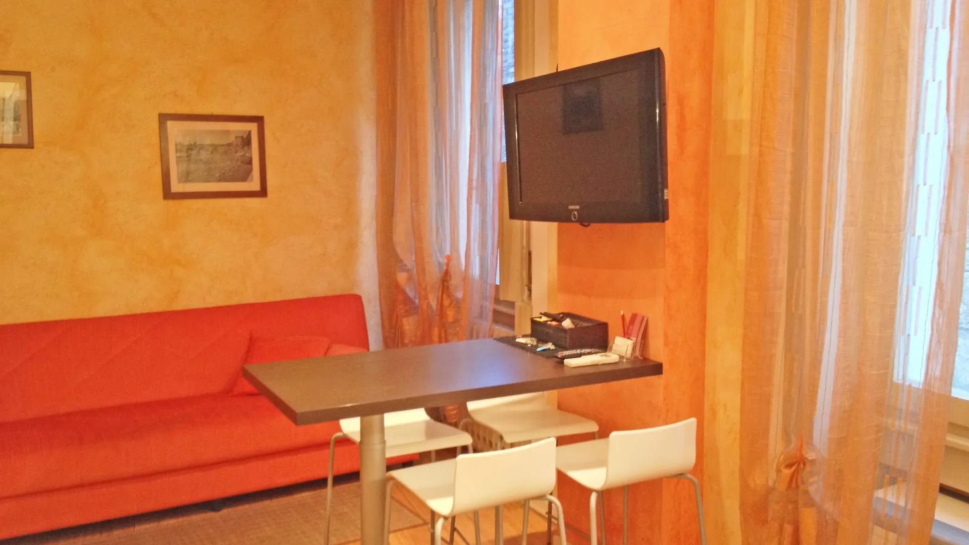 Holiday Verona